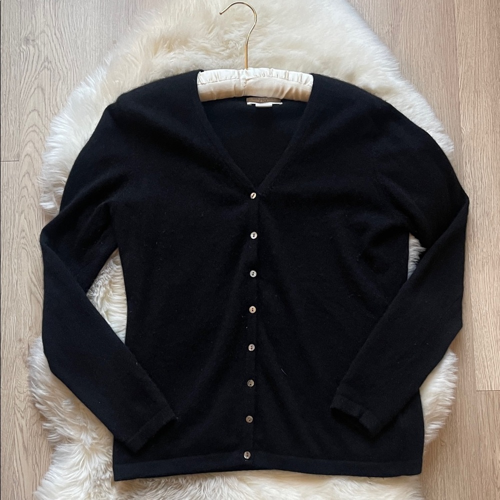 Cashmere Black V-Neck Button Cardigan